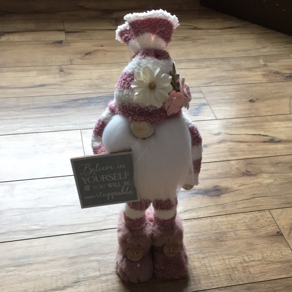 (Homemade)Plum Puddin says, “Hi 😊, looking for my forever home.” 14inches tall - Picture 4 of 7